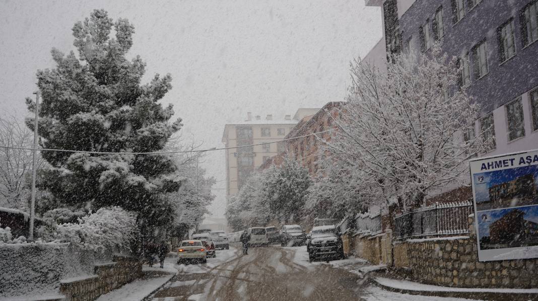 Şırnak’ta Kar Yağışı Etkili Olmaya Başladı 10