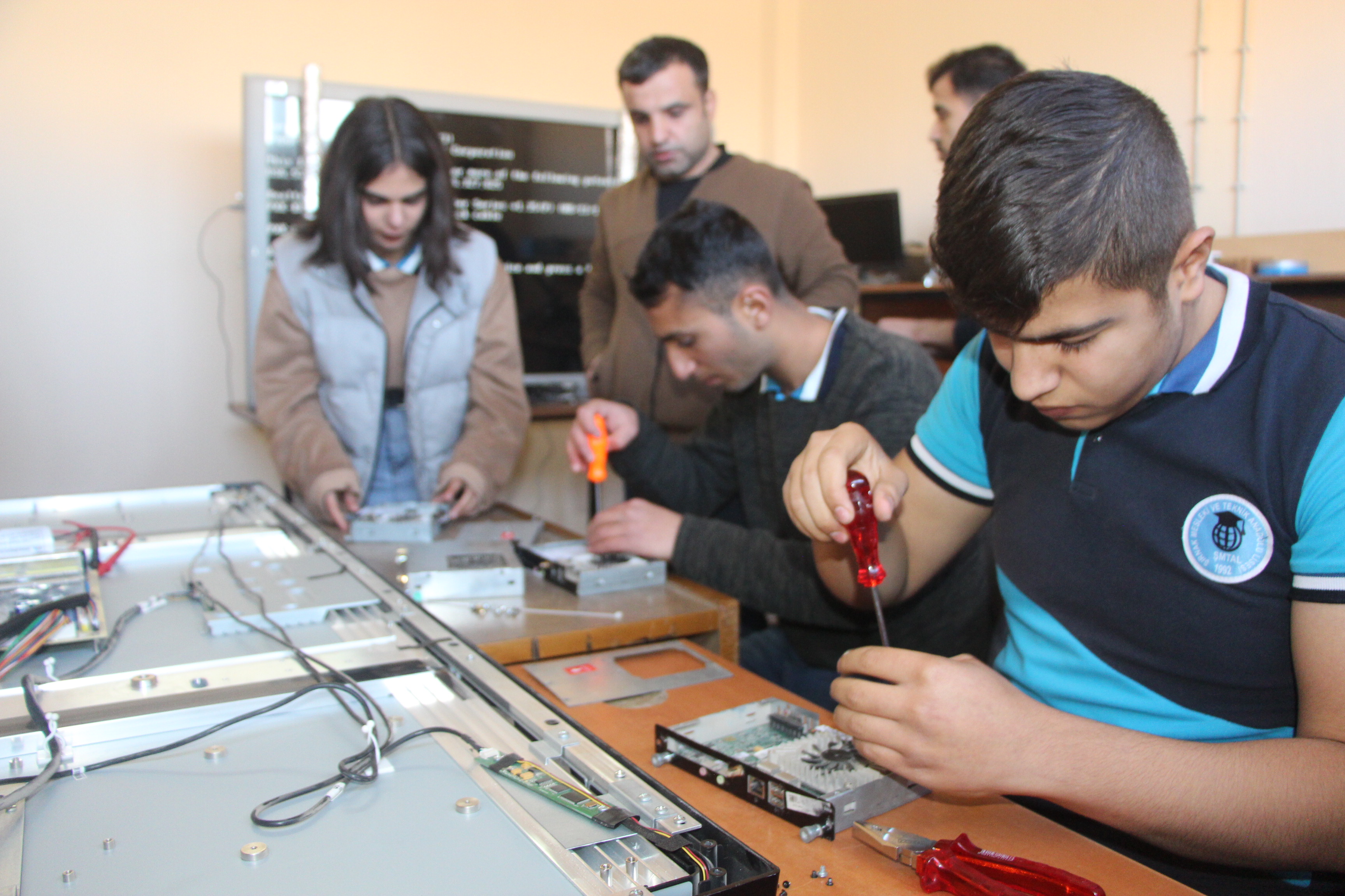 Şırnak’ta 5 Meslek Lisesi, Yılda 12 Milyon 600 Bin Liralık Ciro Yaptı