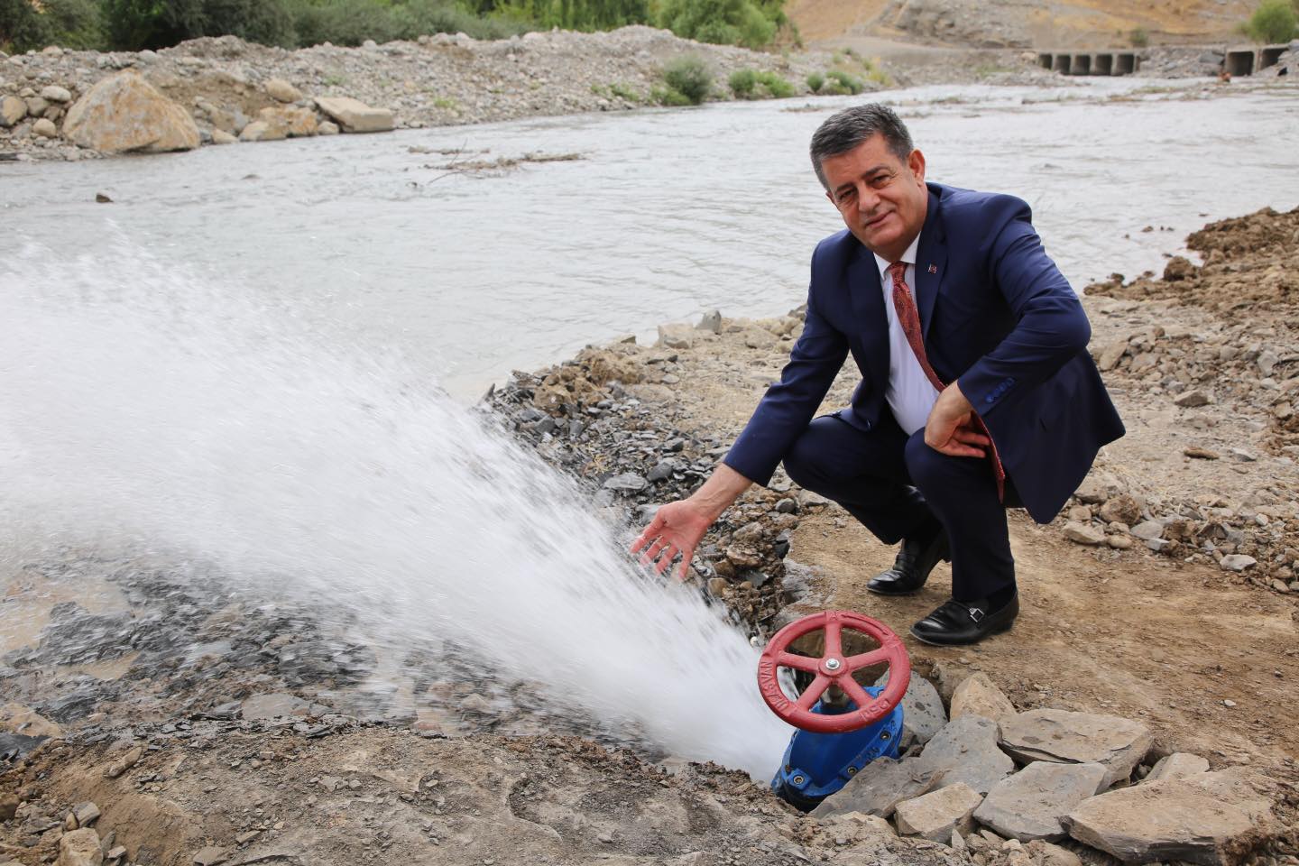 Şırnak Belediye Başkanı Mehmet Yarka’nın Covid-19 testi pozitif çıktı