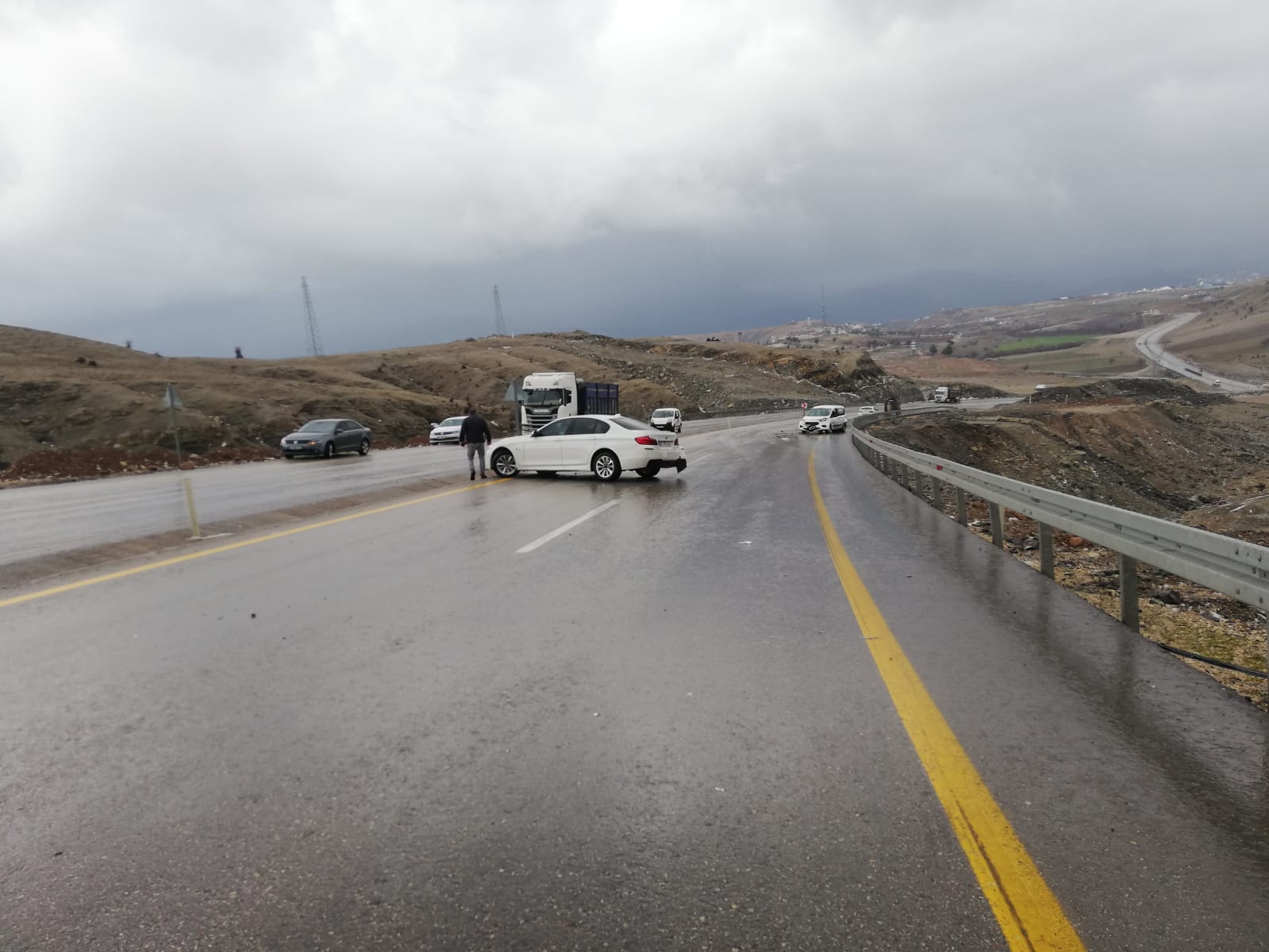 Şırnak'ta zincirleme trafik kazasında 5 kişi yaralandı