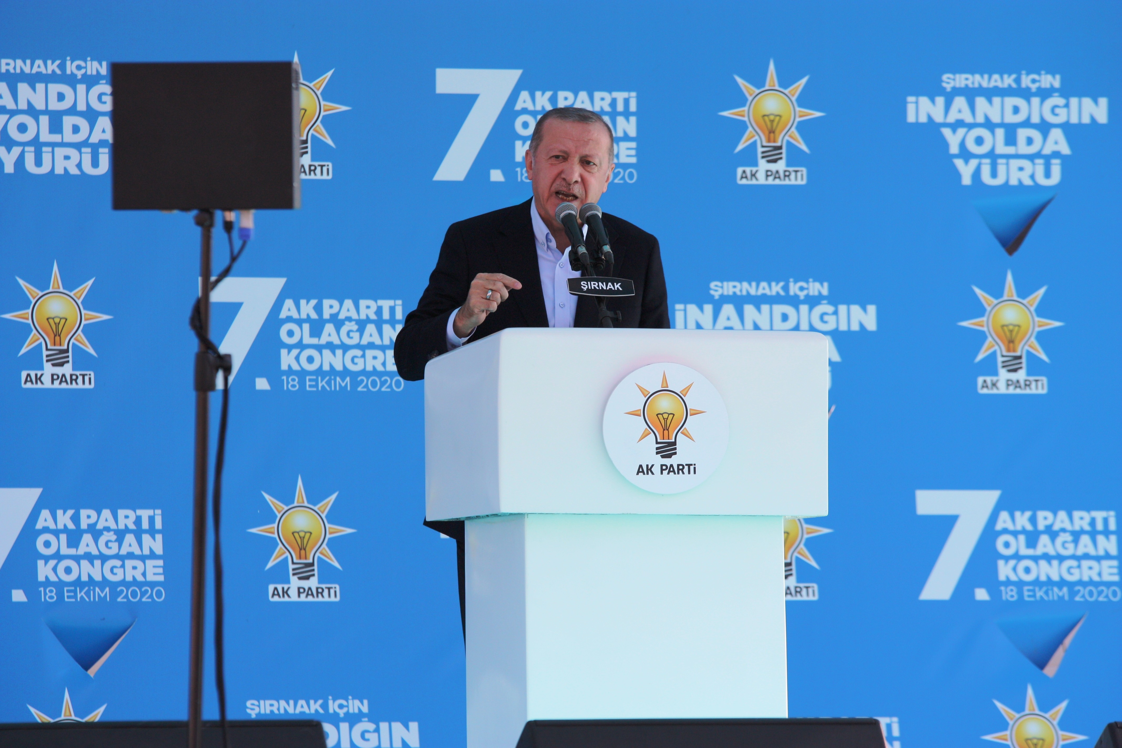 ERDOĞAN: MİNSK ÜÇLÜSÜ, ERMENİLERE SİLAH DESTEĞİ VERİYOR