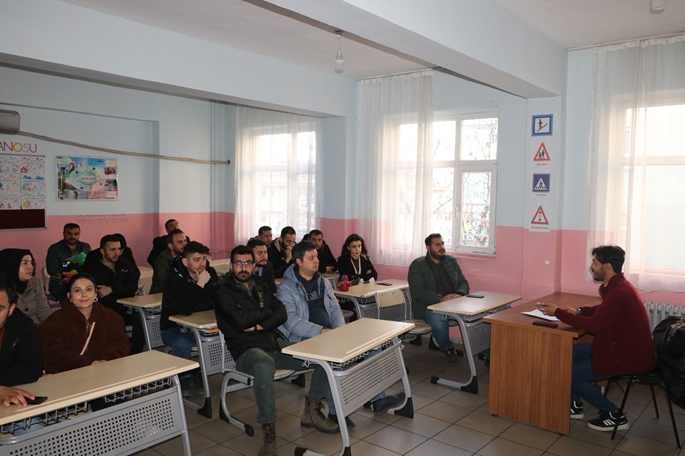 Cizre Milli Eğitim Müdürlüğünde Zümre Başkanları Toplantısı Yaptı