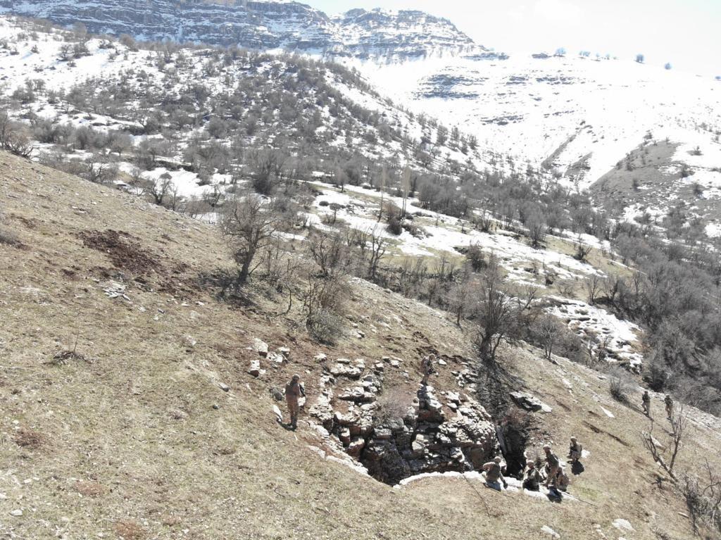 Eren Operasyonunda, PKK’nın 3 Katlı Mağarası İmha Edildi