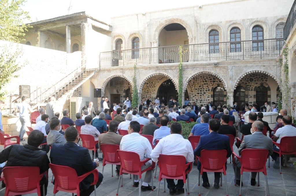 CİZRE'DE KANAAT ÖNDERLERİ, İLÇENİN SORUNLARINI MASAYA YATIRDI