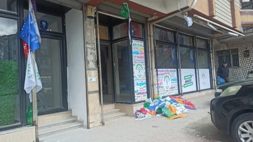 Yeşil Sol Parti'nin Seçim Bürosuna Saldırı