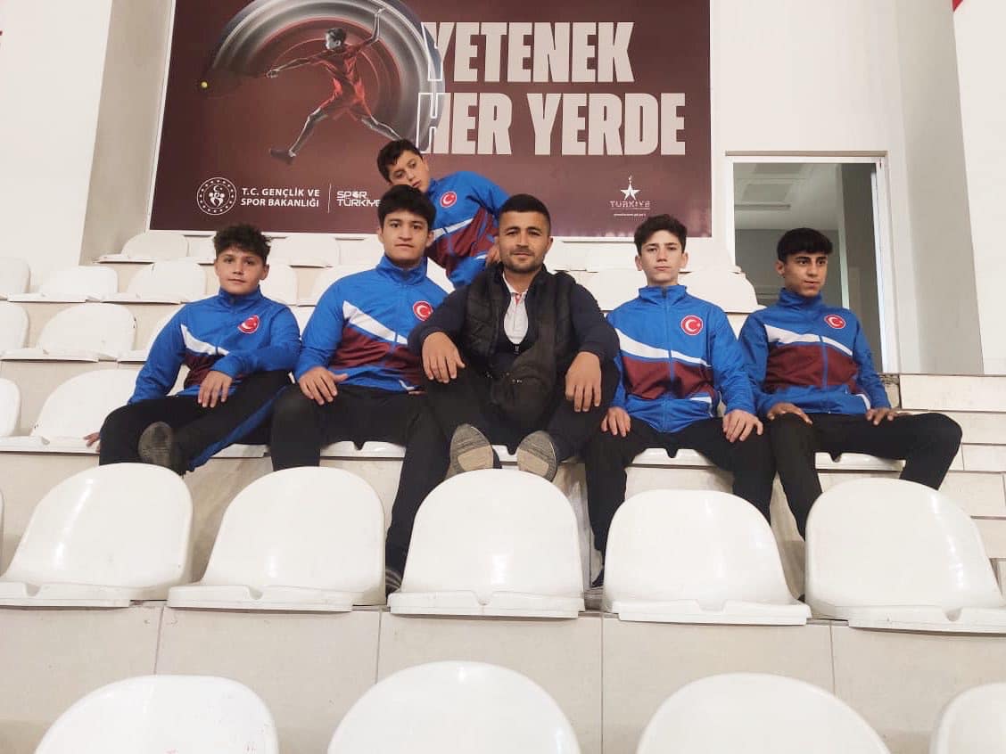 Hilal Şeyhan Ortaokulu Güreş Takımı Türkiye Finallerinde