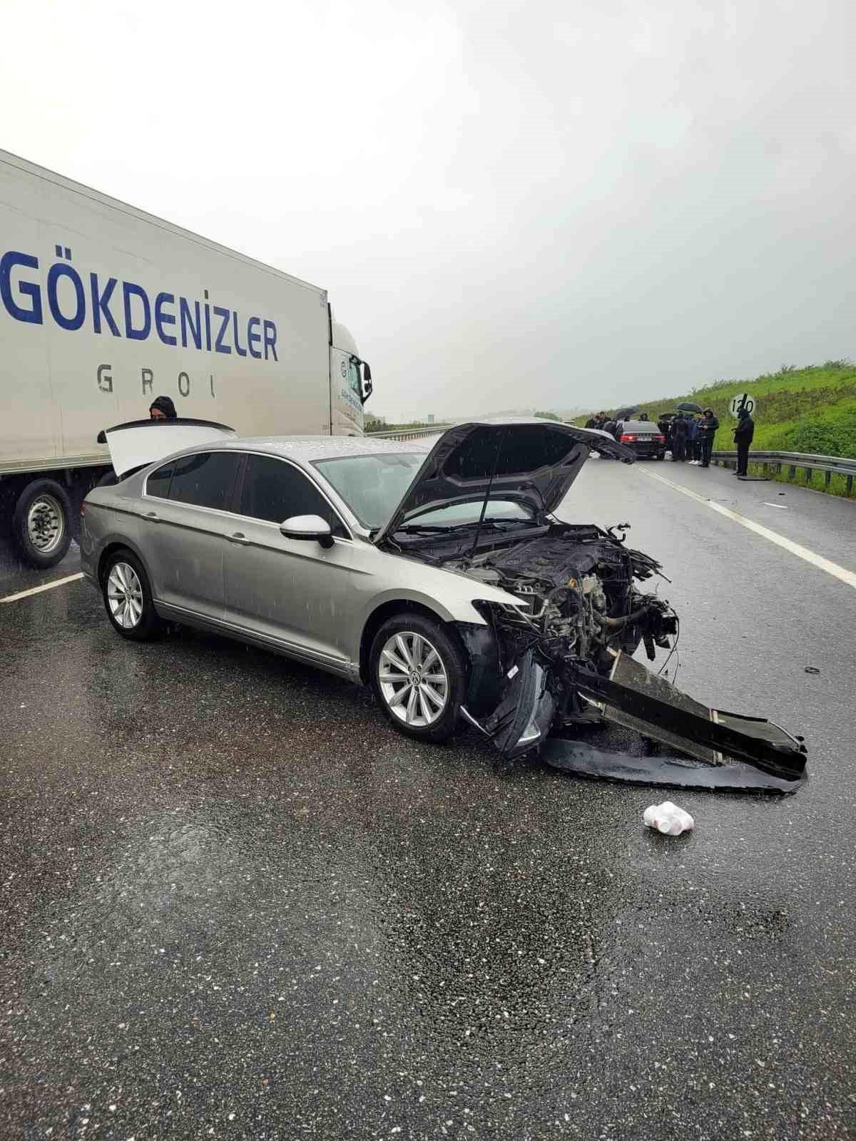 AK Partili Milletvekili  Trafik Kazası Geçirdi!  Hastaneye kaldırıldı