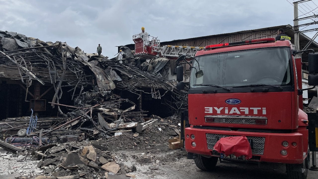 Yangın nedeniyle 4 kişinin öldüğü fabrikada insan kemikleri bulundu