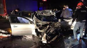 Otomobil Kazası: 3 Ölü, 2 Yaralı