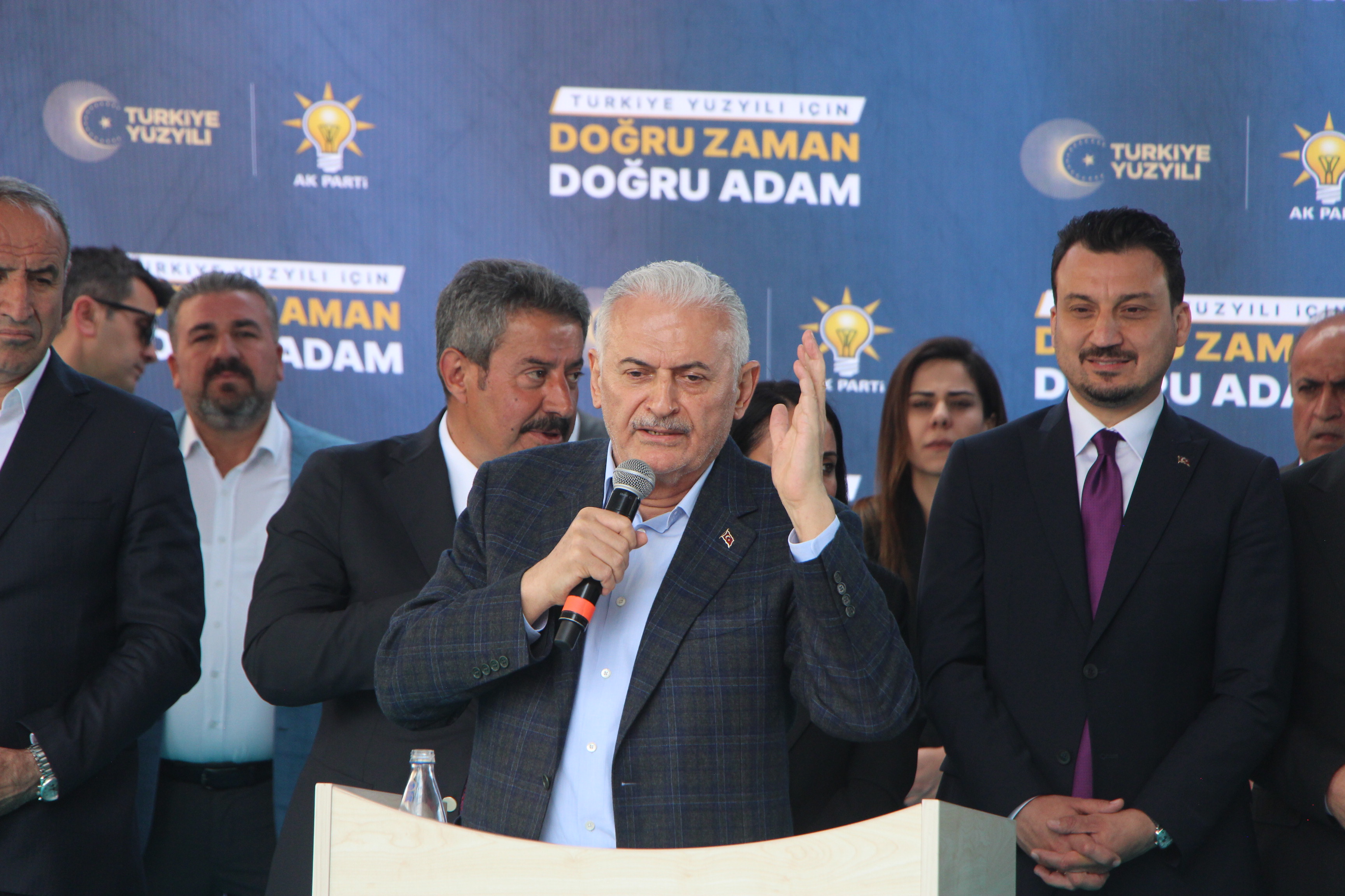 Binali Yıldırım: Şırnak'ın başına talih kuşu kondu