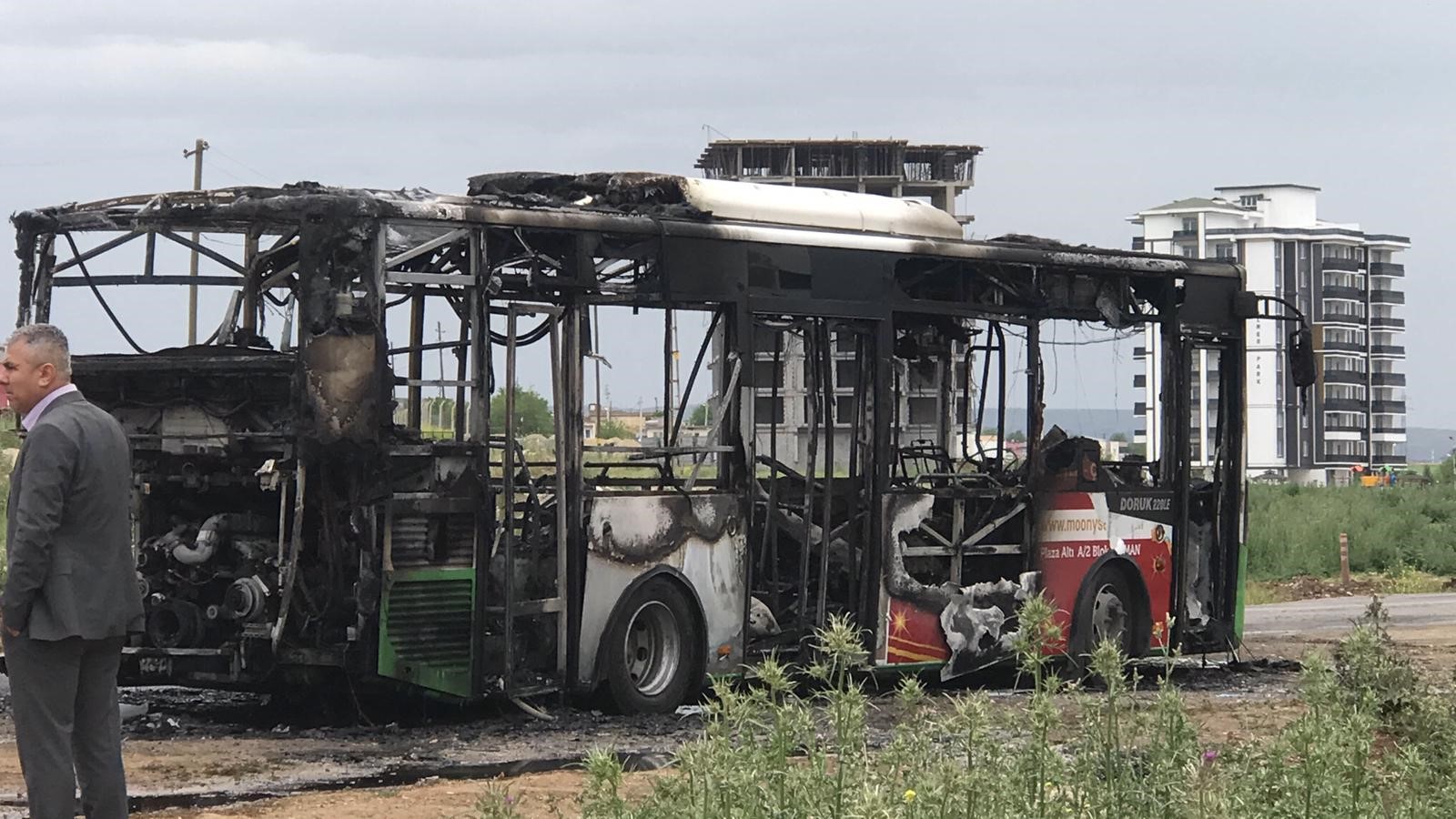 Seyir Halindeki Belediye Yolcu Otobüsü Yandı