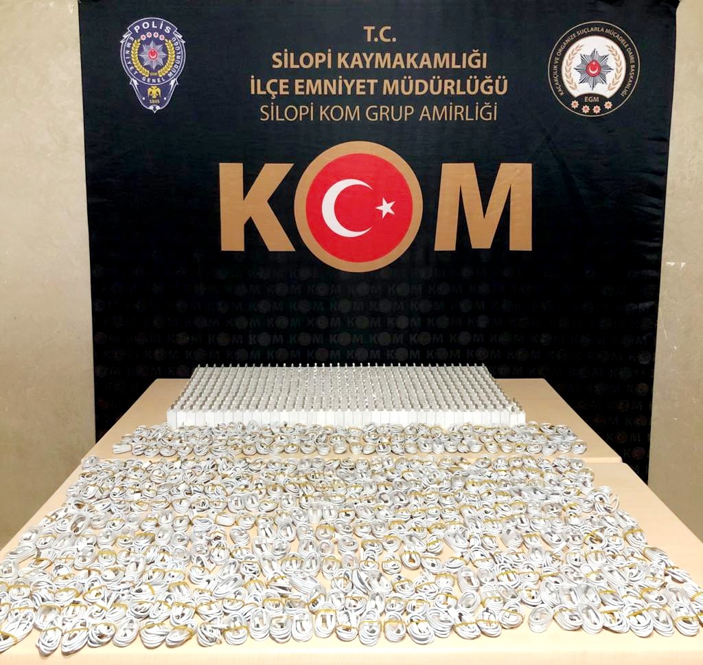 ŞIRNAK'TA KAÇAKÇILIK OPERASYONU: 25 GÖZALTI