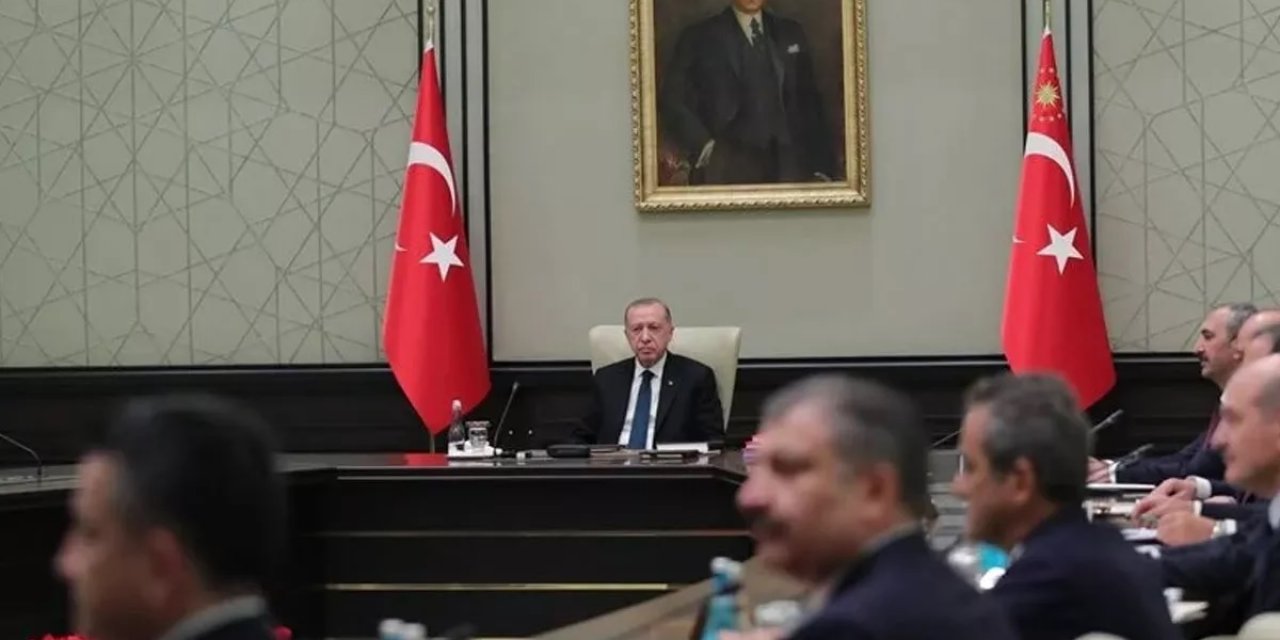 Gözler Cumhurbaşkanı Erdoğanın Seçimden Sonra Kuracağı Kabinede, İşte Adı Geçen İsimler