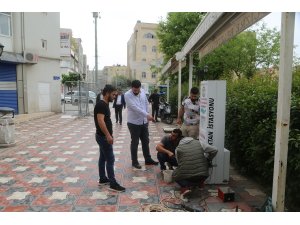 CİZRE BELEDİYESİ 16 NOKTAYA DEZENFEKTAN CİHAZI YERLEŞTİRDİ