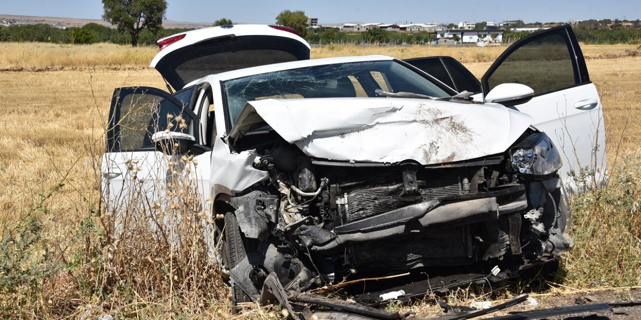 İki otomobilin çarpıştığı kazada bir kişi öldü