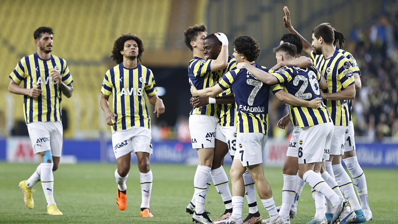 Fenerbahçe'nin Konferans Ligi'ndeki Rakipleri Belli Oldu!