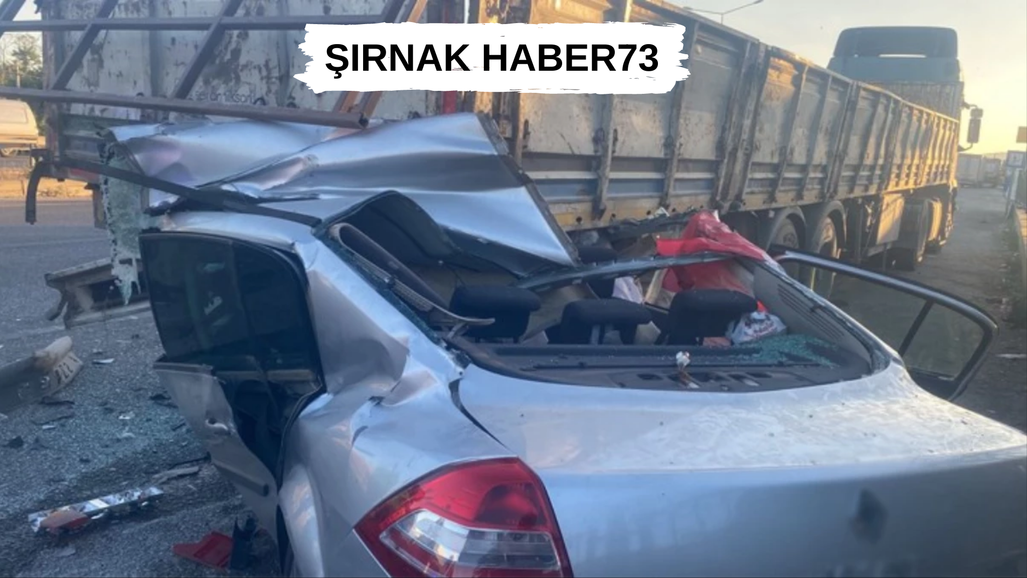 Otomobil Tır'a Çarptı Aynı Aileden 4 Kişi Hayatını Kaybetti