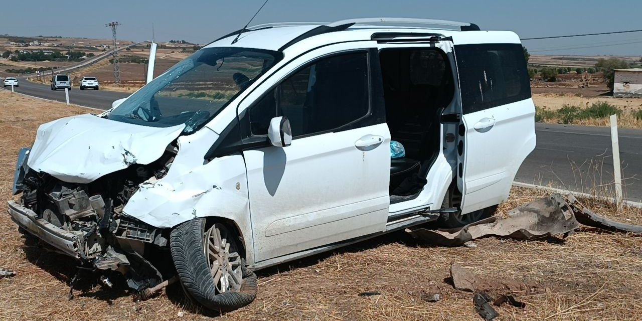 Trafik kazasında yaralanan 9 kişiden 3’ü hastanede hayatını kaybetti