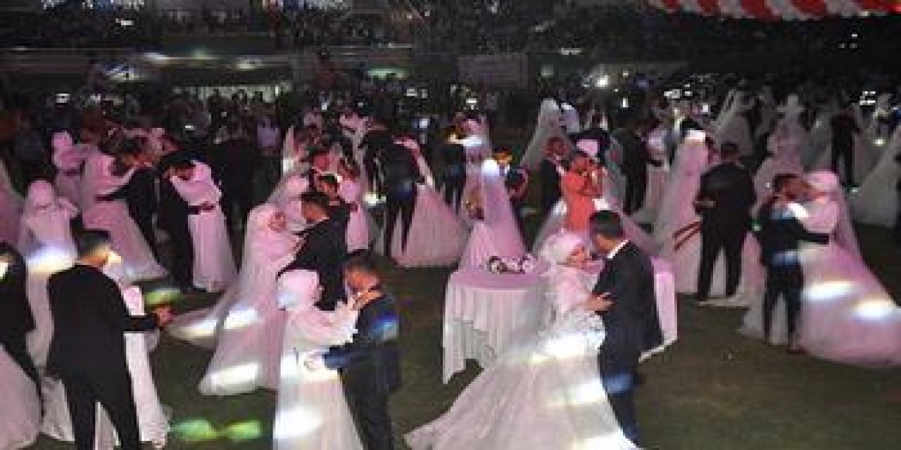 100 Çift, Toplu Nikahla Dünyaevine Girdi
