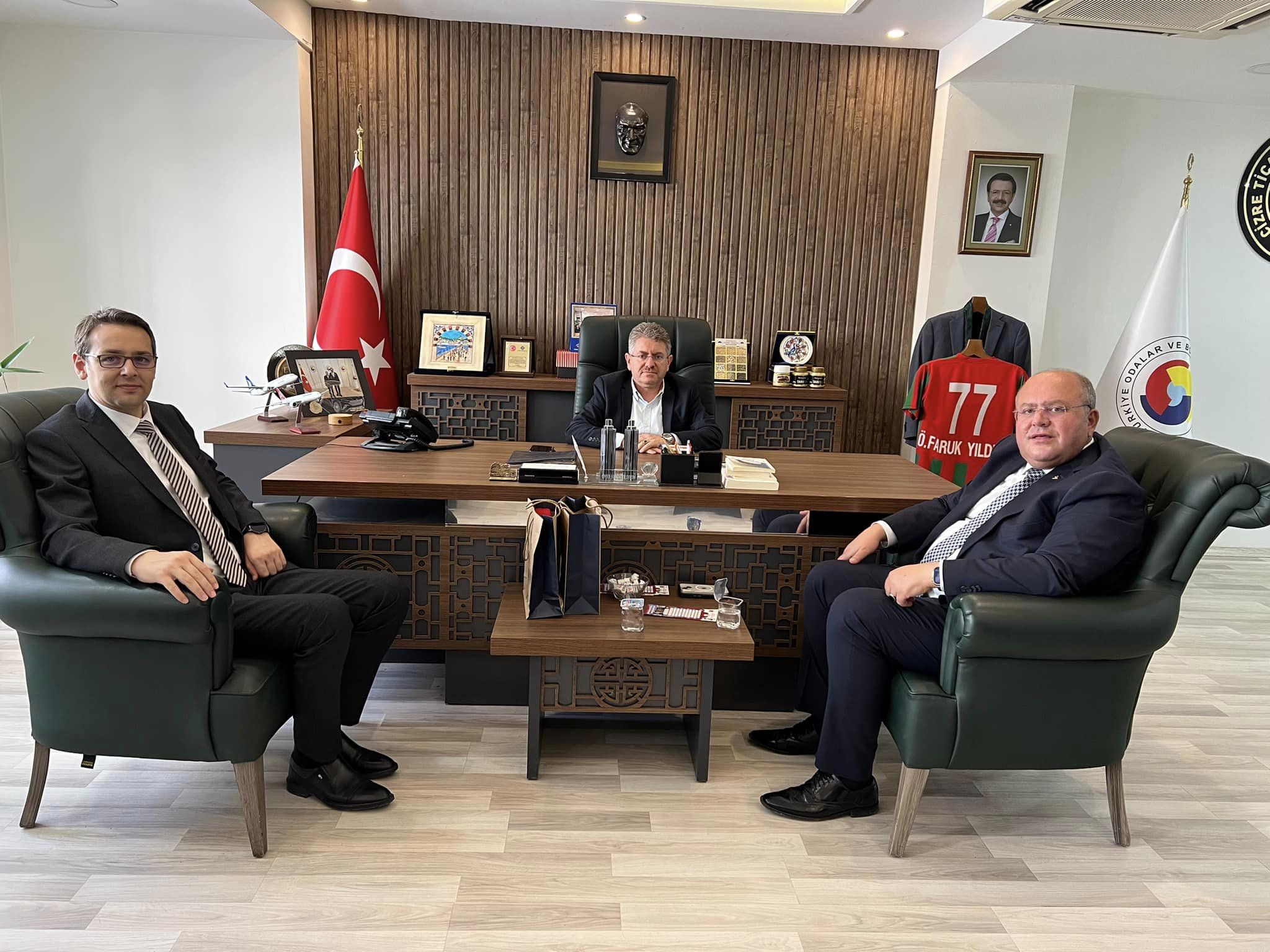 Halk Bankası Yöneticileri Cizre TSO Başkanı Yıldırım’ı Ziyaret Etti