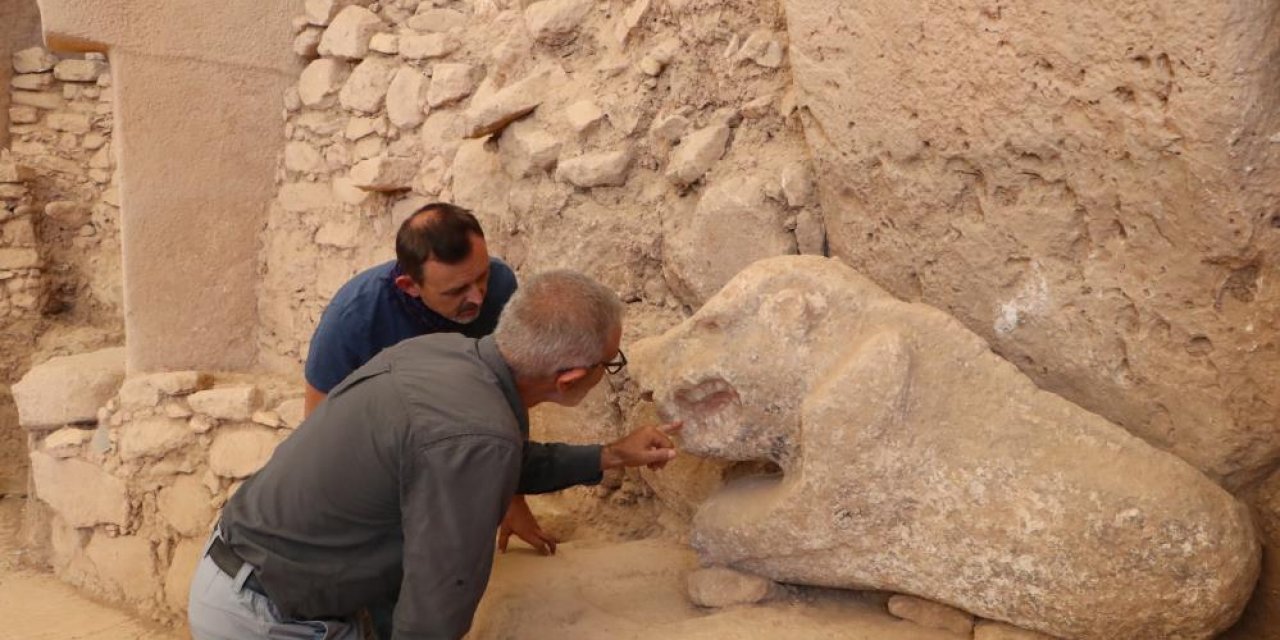 Dünyanın en eski boyalı heykeli bulundu