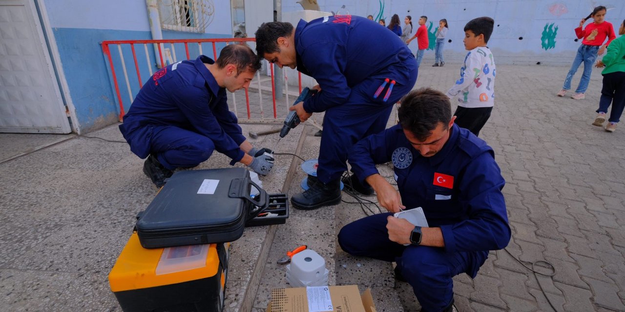 MSB Personelleri, Şırnak’ta Bakım Ve Onarım Çalışmaları Yapıyor