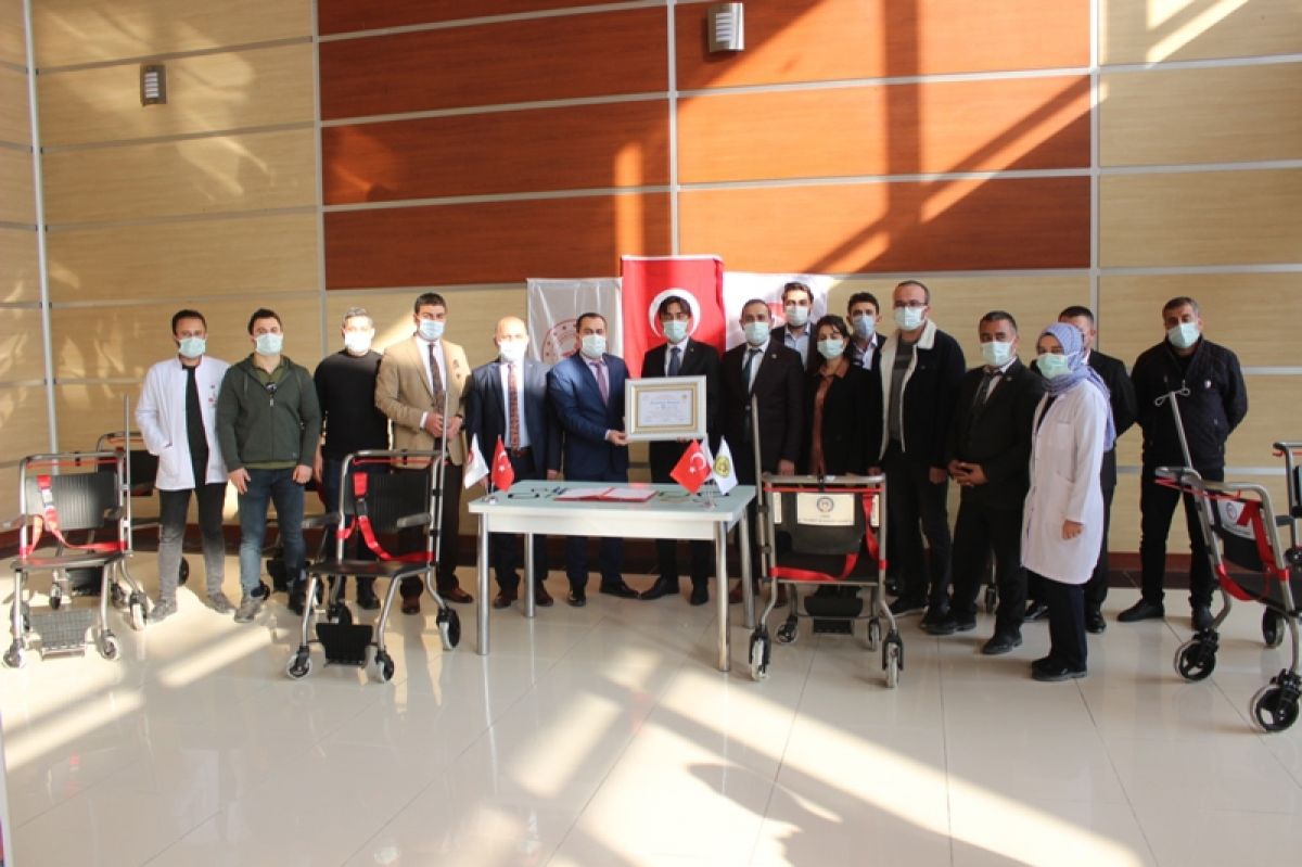 CTSO Cizre Devlet Hastanesine 10 Adet Tekerlekli Sandalye Bağışında Bulundu