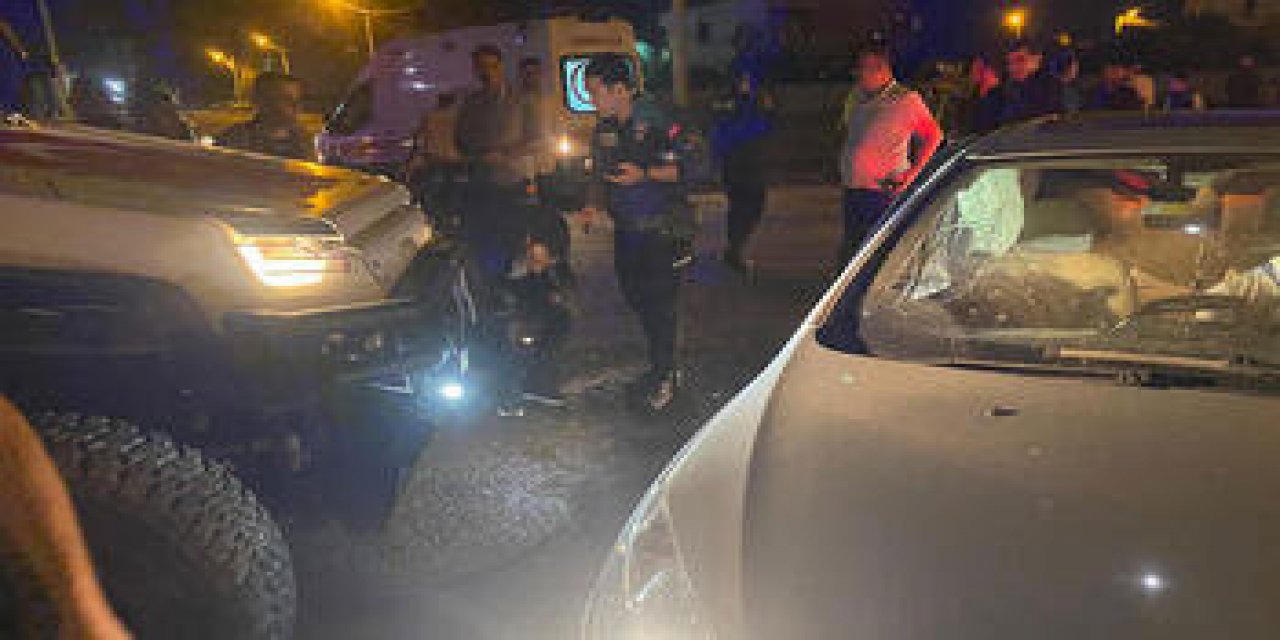 Mardin'de polis aracı ile otomobil çarpıştı: 3 yaralı