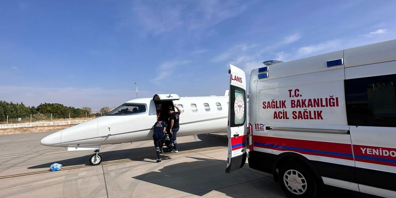 Damarlarından tedavi gören 50 günlük bebek ambulans uçak ile sevk edildi