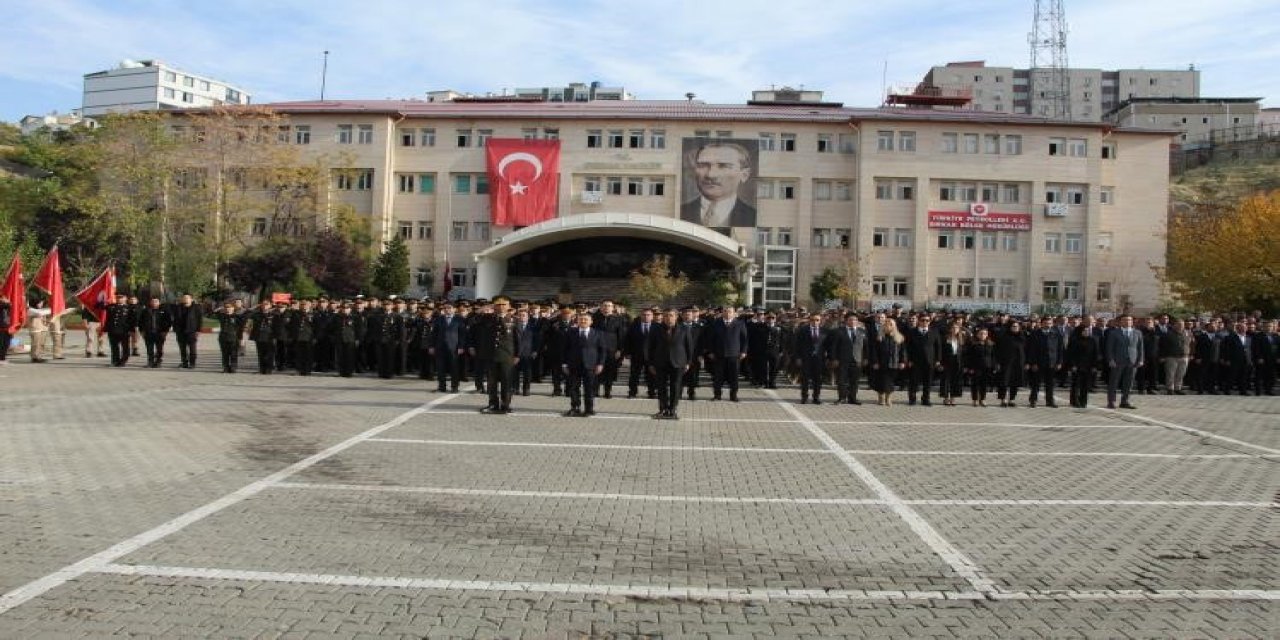 Şırnak'ta 10 Kasım Atatürk'ü Anma Töreni Gerçekleştirildi