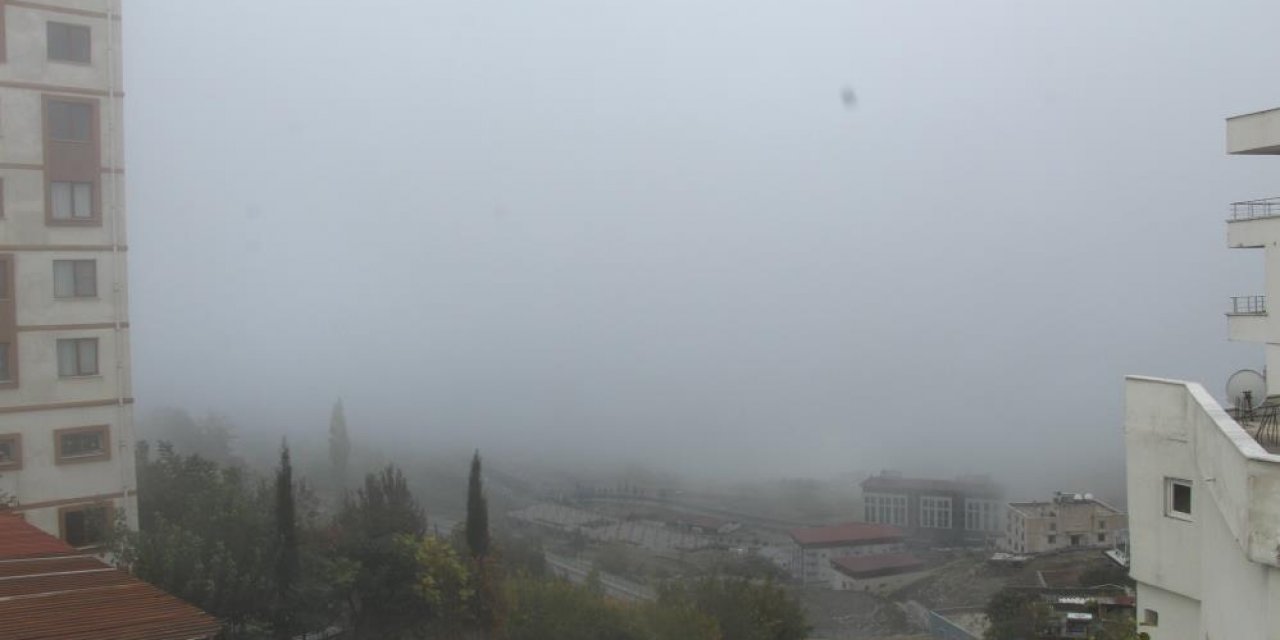 Şırnak'ta yağış sonrası sis etkili oldu!