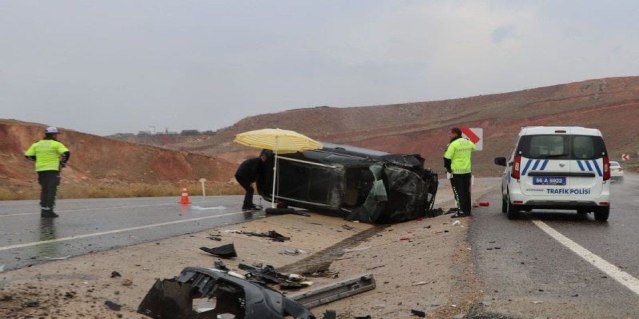 Siirt'te kazada hurdaya dönen araçta küçük tedbiri hayatını kurtardı