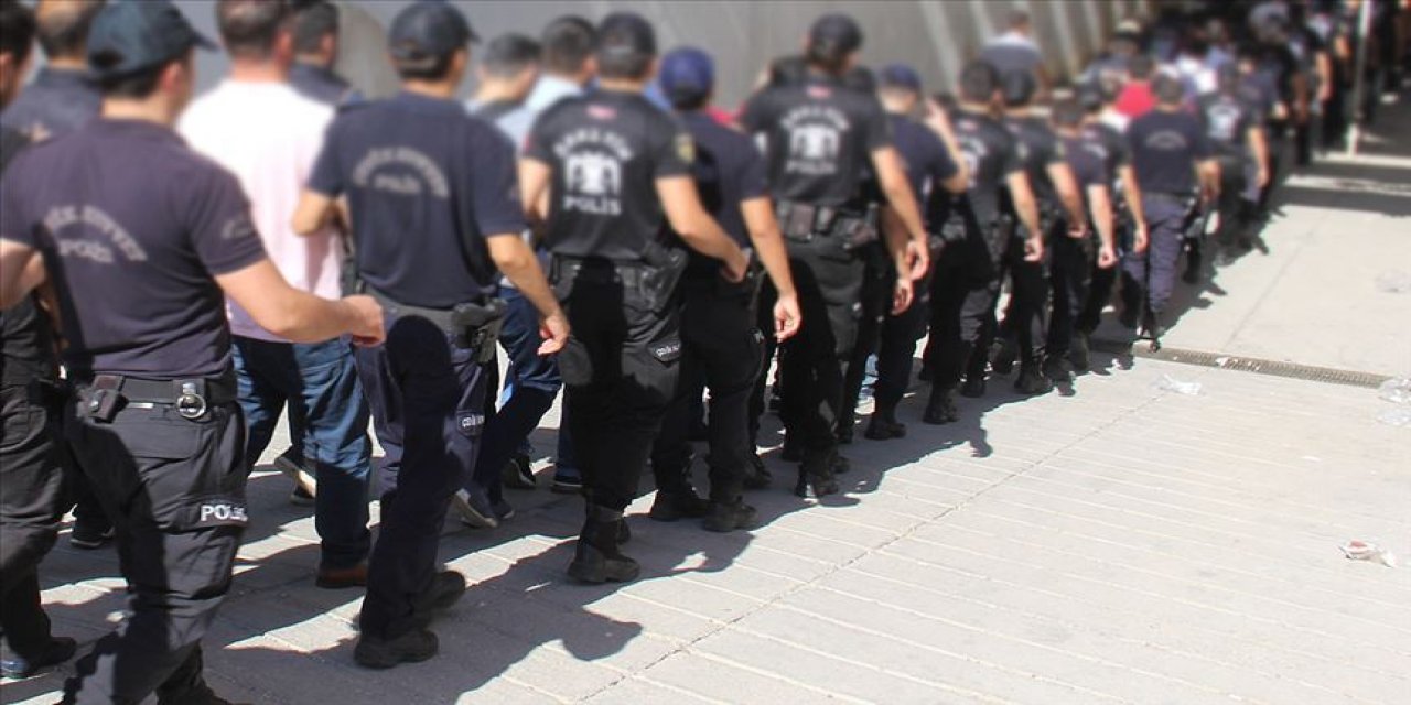 Dev Operasyon! 39 Polis Memuru Gözaltına Alındı!