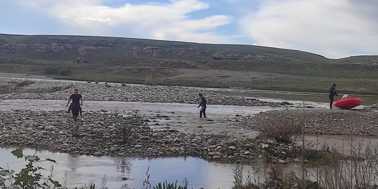 Kayıp Mehdi 50 Kilometrelik Alanda Aranıyor! Havadan, Karadan, Su Altından ve Su Üstünden