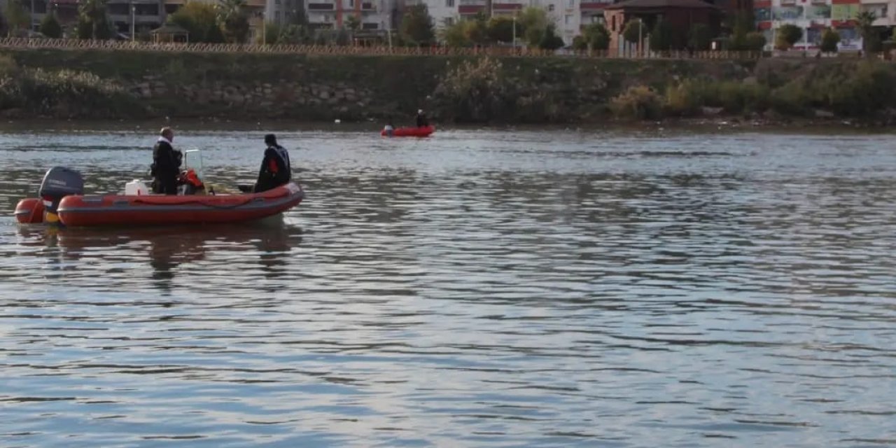 Kayıp Zelin’i Arama Çalışmaları 10’uncu Günde! Ekipler 3 Koldan Arama Çalışmalarına Devam Ediyor