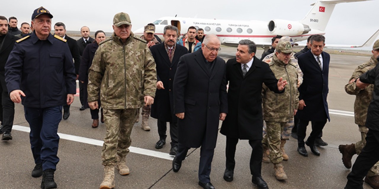 Bakan Güler gece operasyonu yönetti, sabahın ilk ışıklarında Şırnak’a geldi