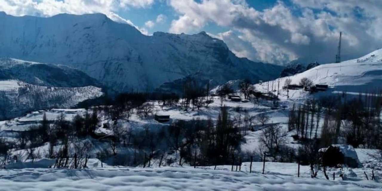 Şırnak'ta Kar, Kartpostallık Görüntüler Oluşturdu