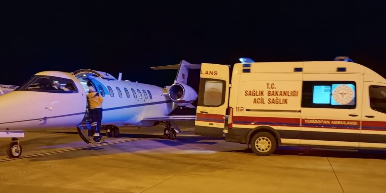 9 Günlük Emine Bebek Ambulans Uçakla Ankara'ya Sevk Edildi