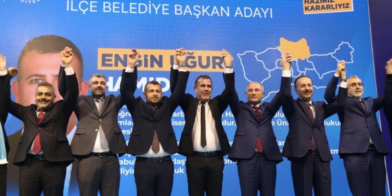 AK Parti, Mardin ve ilçelerin belediye başkan adaylarını tanıttı