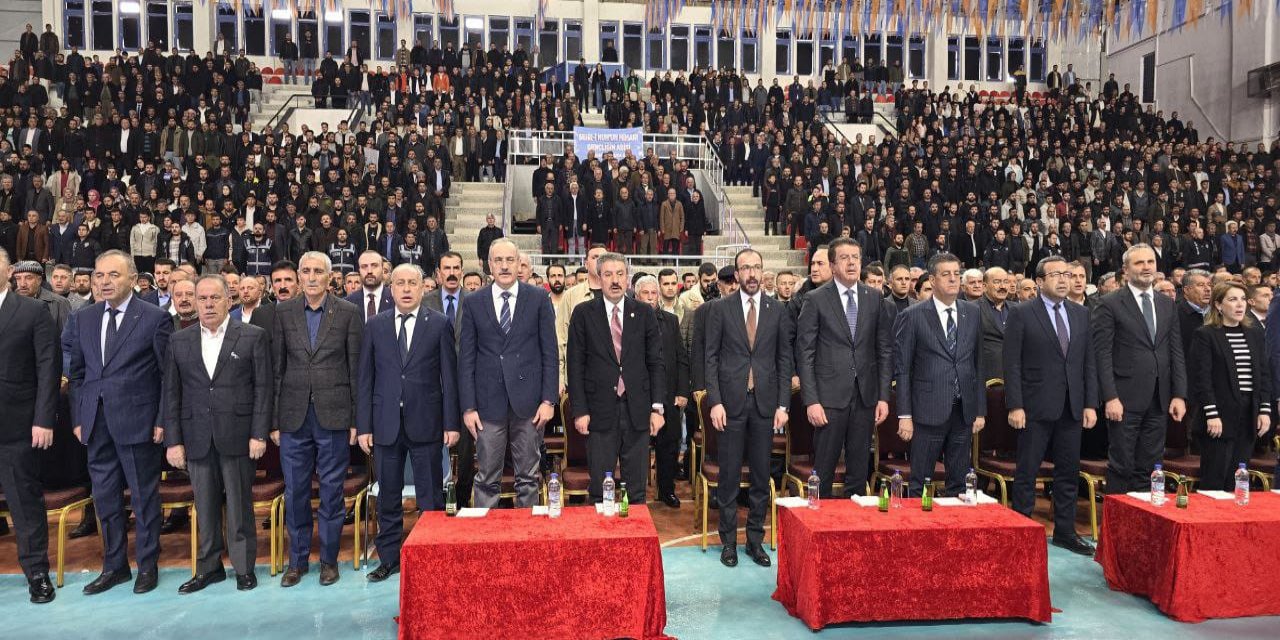 Şırnak'ta Ak Parti'nin Aday Tanıtım Toplantısı Başladı