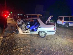 Şanlıurfa'da 2 otomobil çarpıştı: 3 yaralı