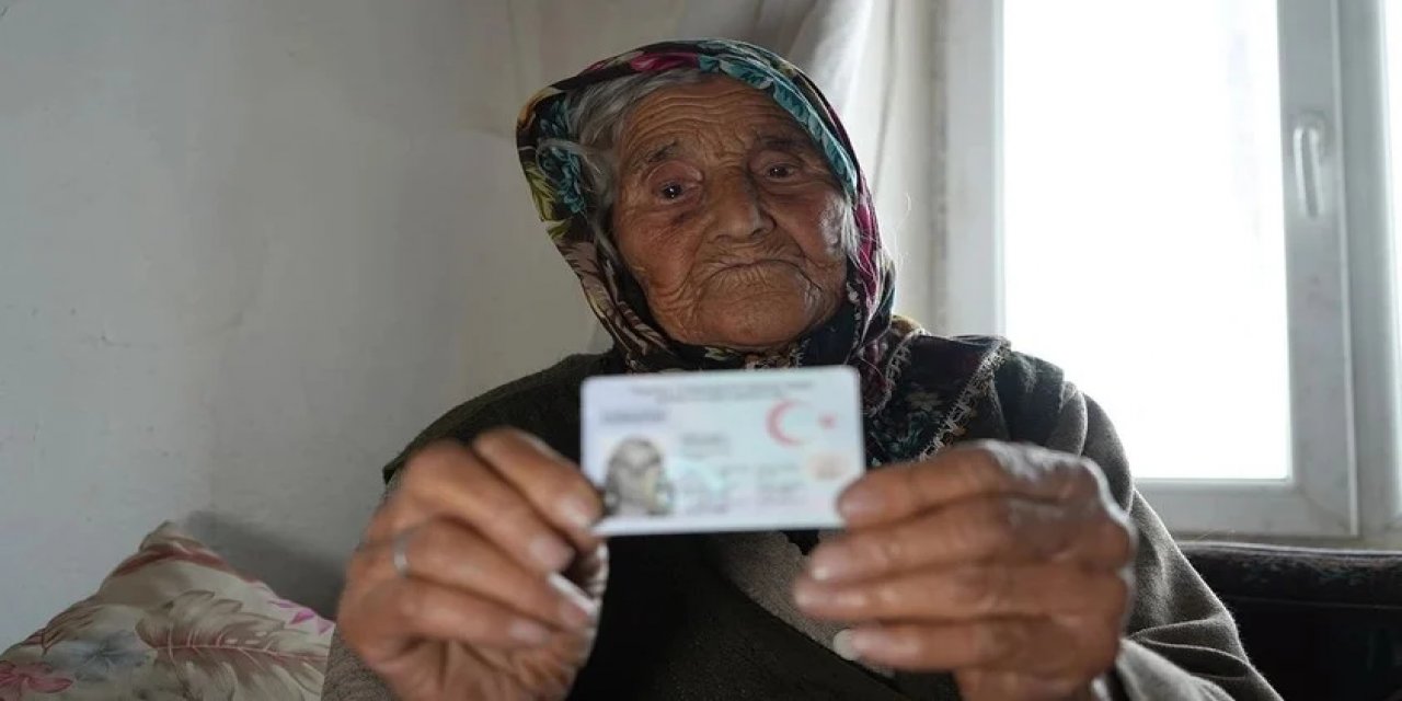 117 Yaşında Olan Türkiye'nin En Yaşlı Kadının Son İsteği Bir Hayli Şaşırtı