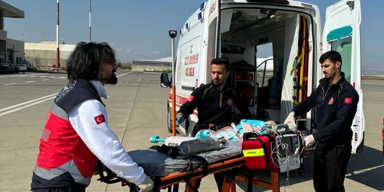 Şırnak'ta 1 Yaşındaki Çocuk Ambulans Helikopterle Van'a Sevk Edildi