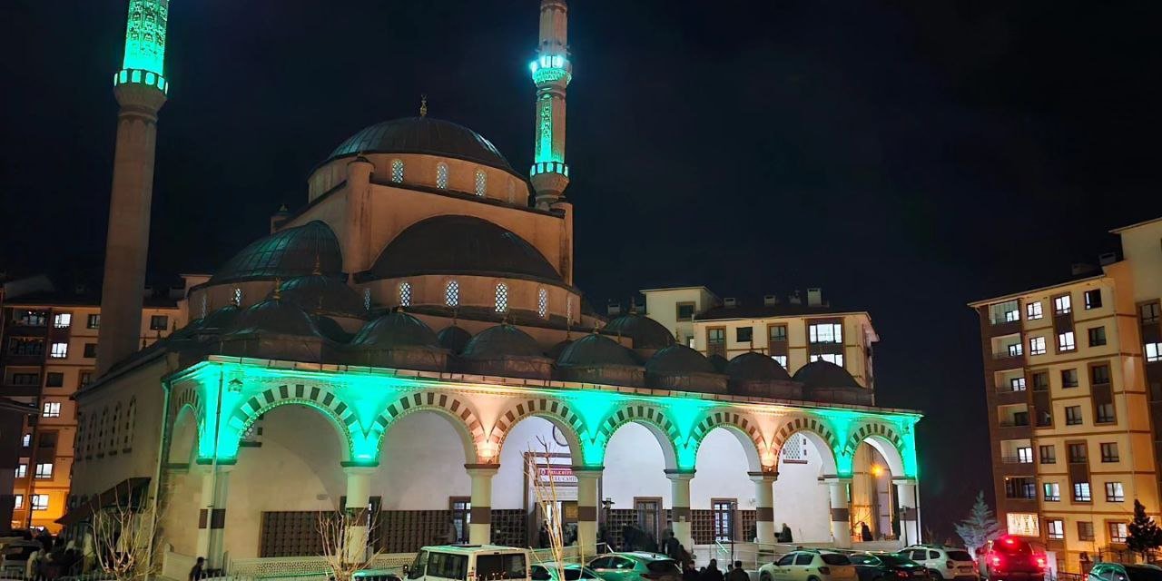 Şırnak'ta Berat Kandili idrak edildi