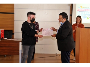 Siirt'te 23 kursiyere uygulamalı girişimcilik sertifikası verildi
