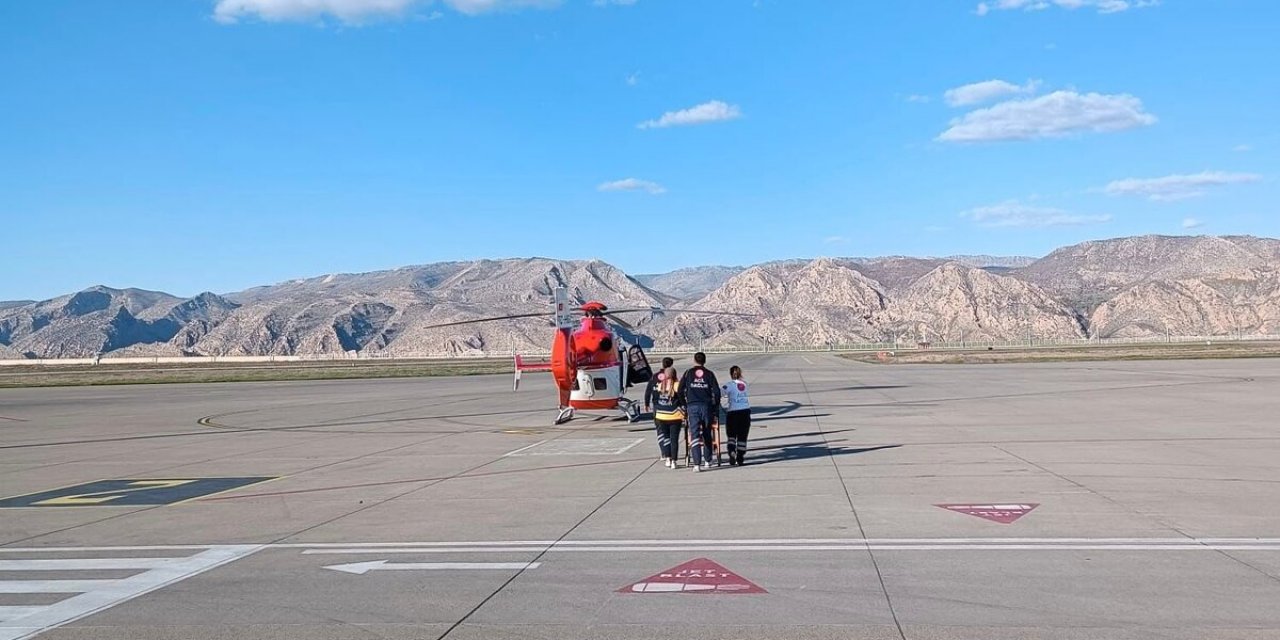 Şırnak’ta 37 günlük bebek tedavi için helikopter ile başka yere sevk edildi