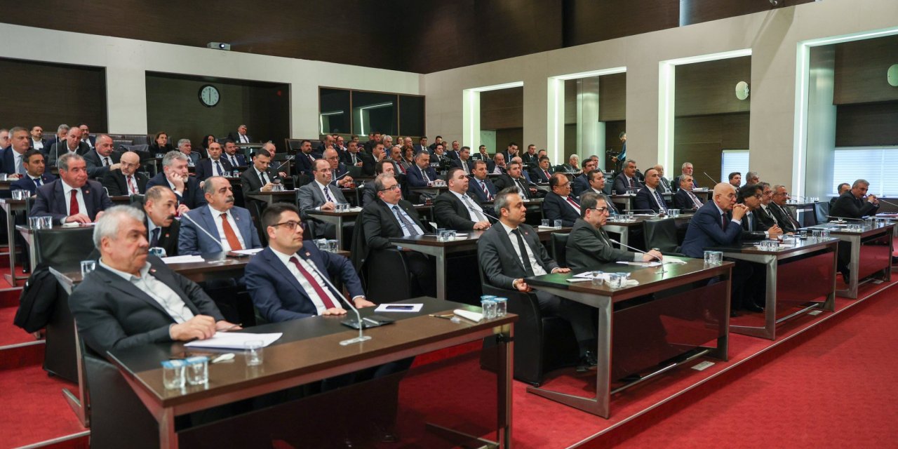 Başkan Namdar, CHP İl Başkanları Toplantısına Katıldı