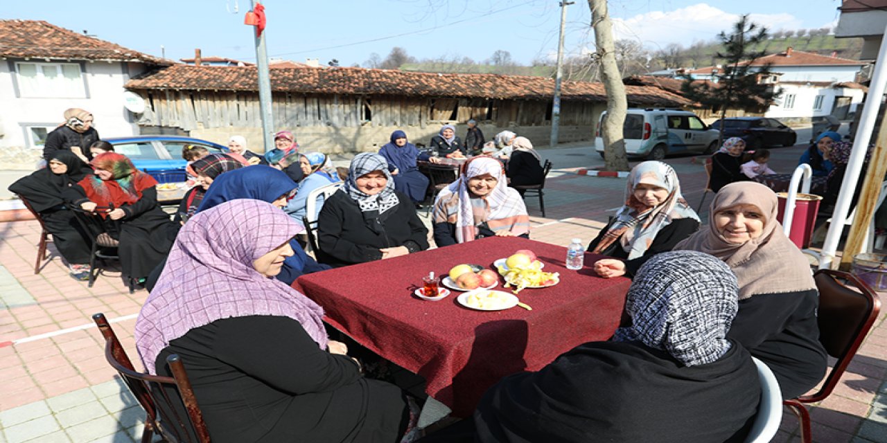 O İlde İlginç Gelenek: ‘Erkeklere Sokağa Çıkma’ Yasağı Uygulanıyor