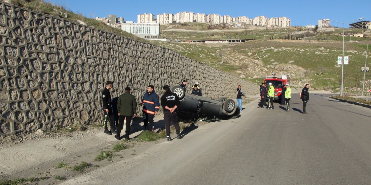 Şırnak’ta Araç Takla Attı: Sürücü Hafif Yaralı Olarak Kurtarıldı