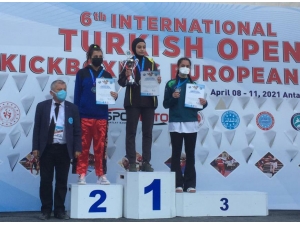 Diyarbakırspor'un 3 sporcusu katıldıkları müsabakada madalya kazandı